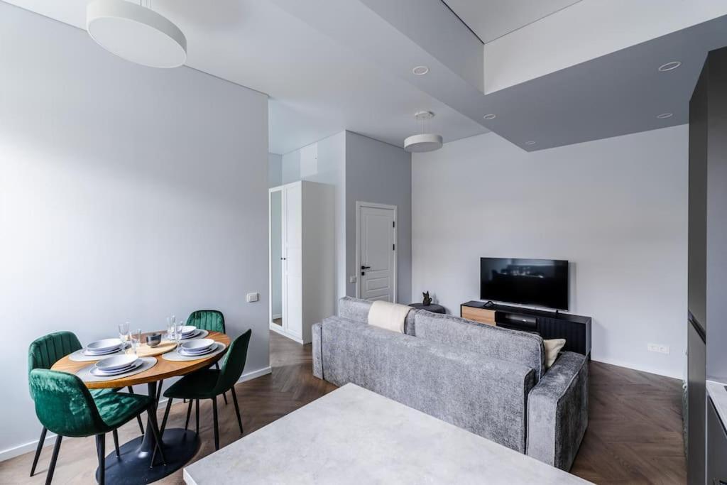 Modern Flat In Old Town Kaunas - Free Parking & Self Check-In 外观 照片